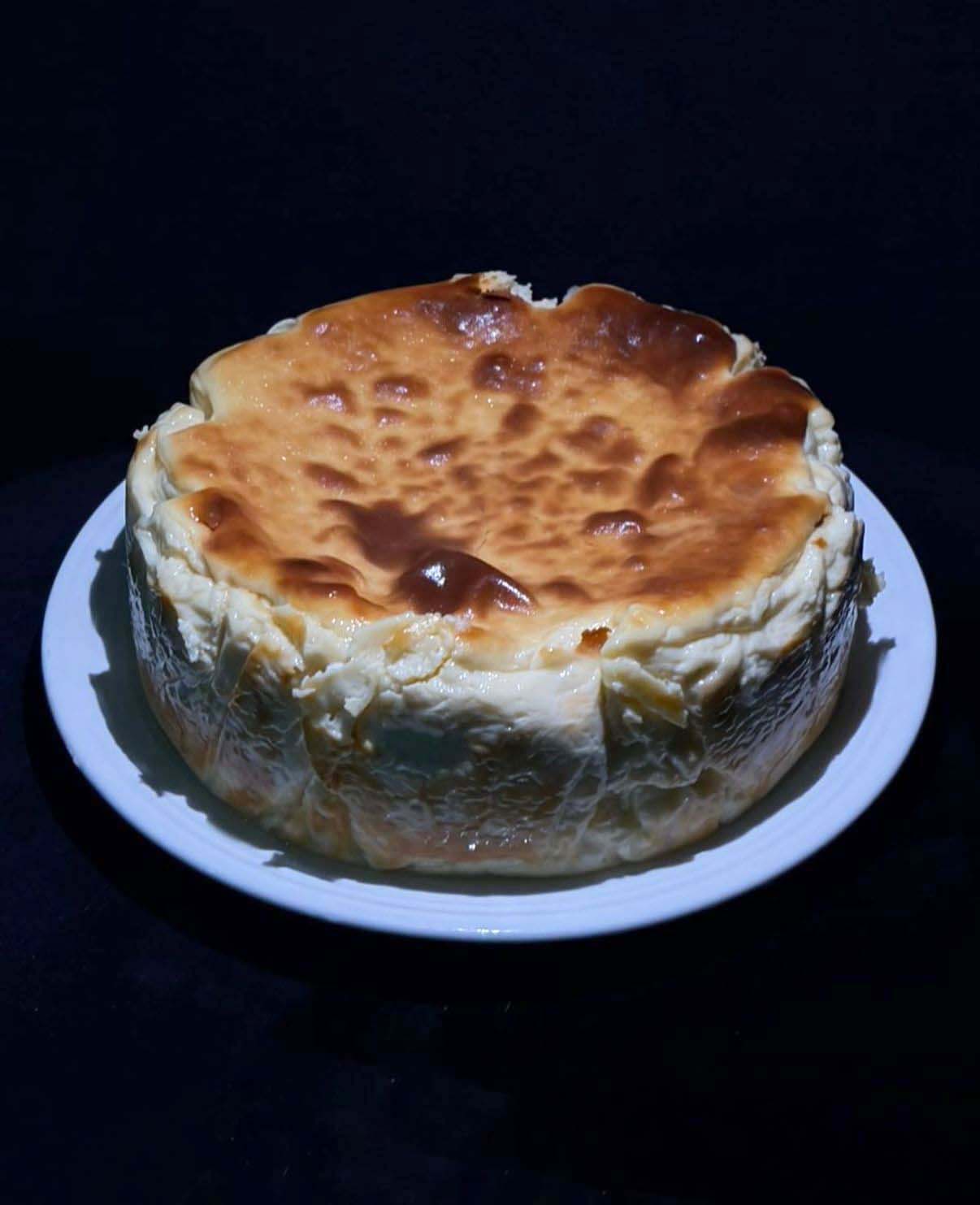 Tarta vasca cremosa